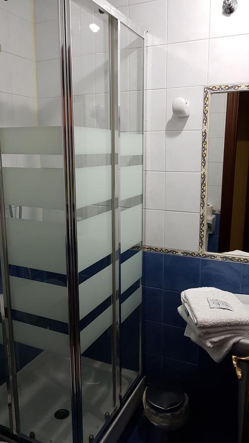 Hostal Foncalada 奥维耶多 外观 照片
